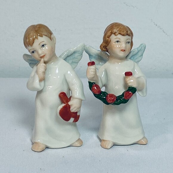 2 Bing & Grondahl Annual Little Angels:Girl W/Floral Vine 2006, Boy W/Heart 2005 - Picture 1 of 6